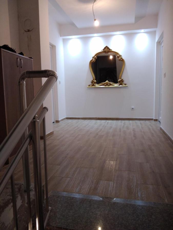 シェニツァ Vila Centar Mb Bed & Breakfast エクステリア 写真